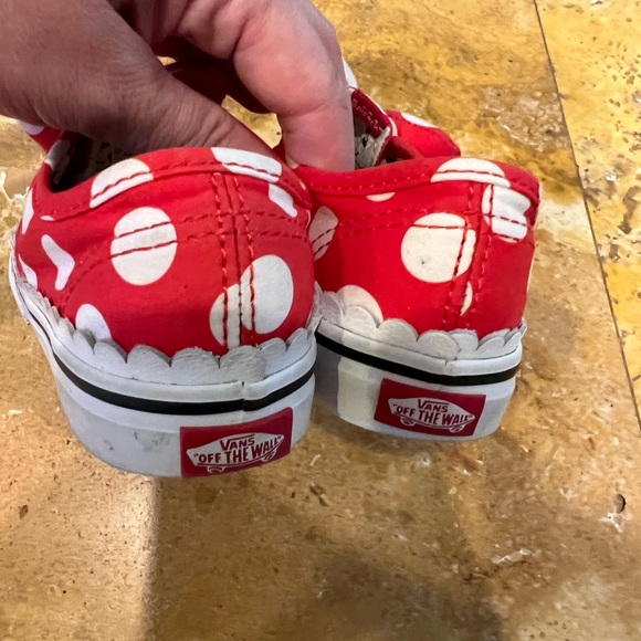 Like new only worn maybe twice. - Picture 3 of 5